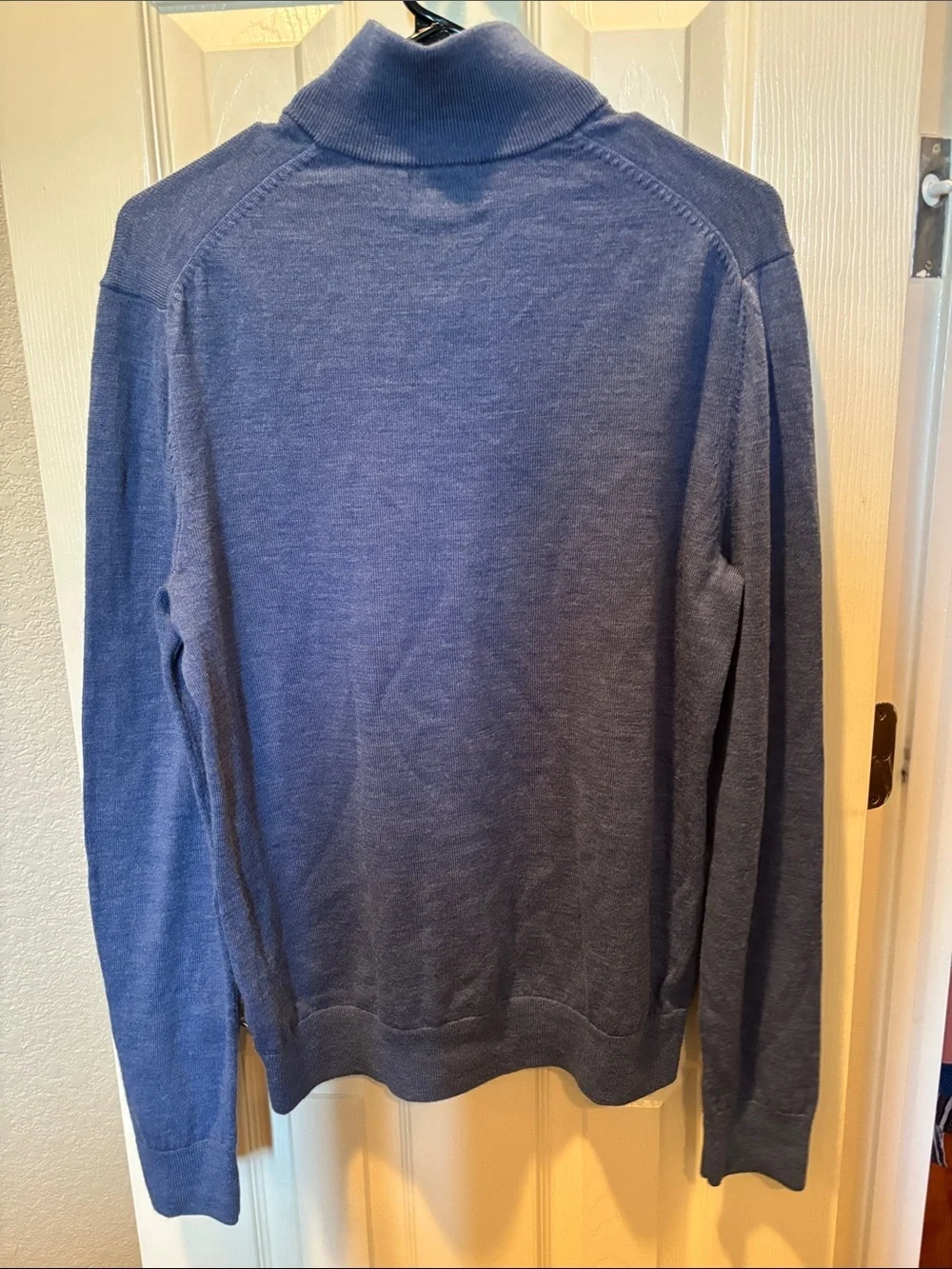 Banana Republic Men’s 100% Merino Wool Quarter-Zip Sweater size Medium